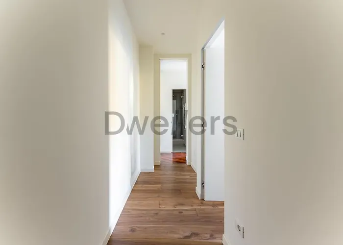 Sant Ambroeus Апартаменты Милан