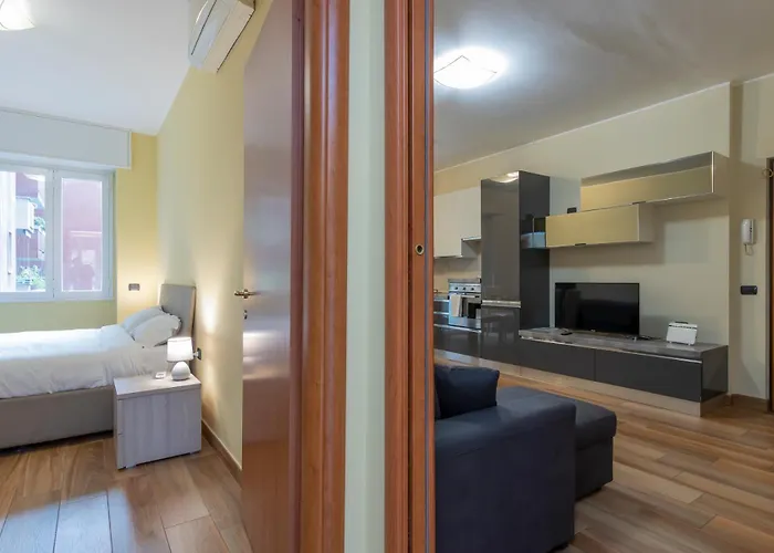 Prestigioso In Zona Tortona - Solari