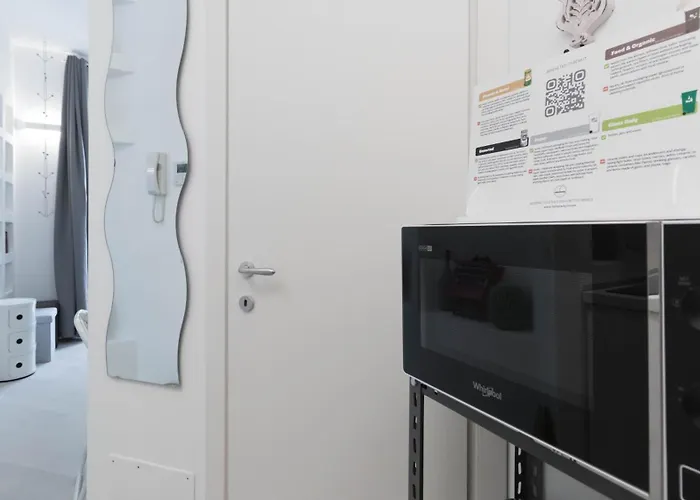 Italianway Easy - Raffaello Sanzio 17 아파트 *