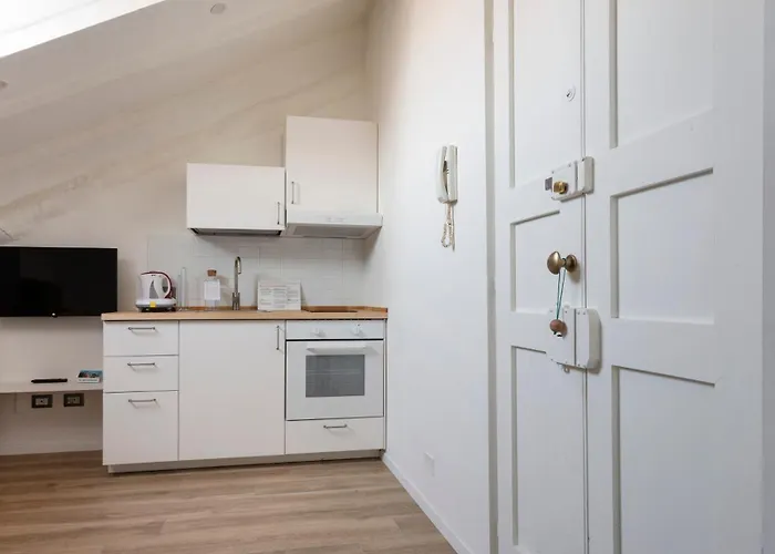 Italianway Easy - Panfilo Castaldi 29 * Milan