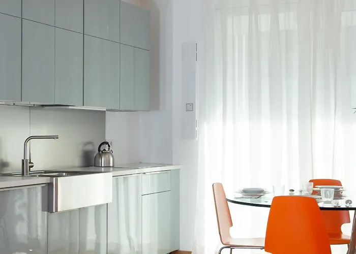 New Palace - Luxury Next To Metro M4 Milano