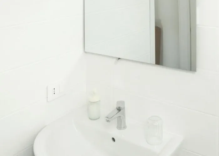 Nolo Urban Loft Milan-metro M1 Pasteur