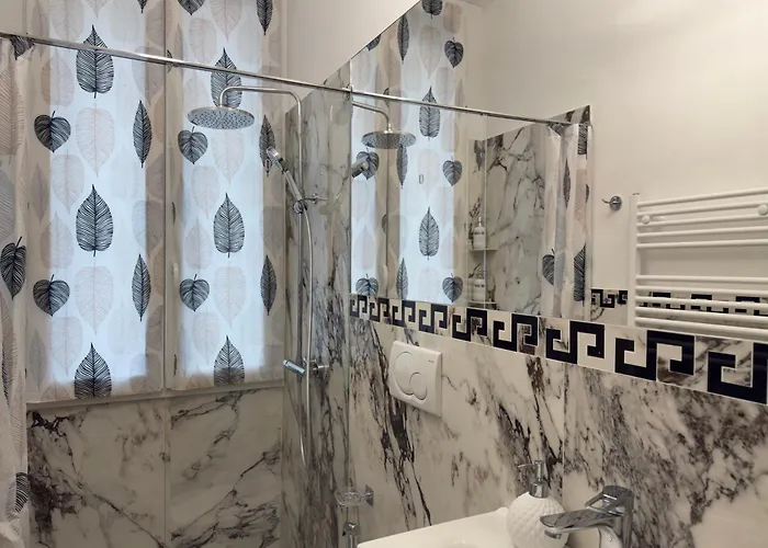 - 2br 2ba - 5 Min Walk To Metro & Train アパート