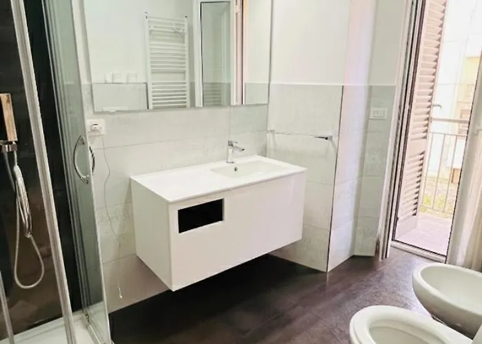 Isola Living - M3-m5 Zara Subway *