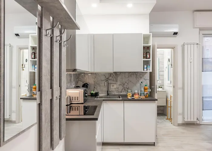 Chiara's Urban Oasis - - Duomo 8 Min * מילאנו