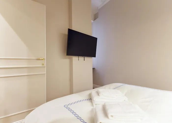 Marcora 6t Luxury Living In Brera - 15min Walk To Duomo * Milan