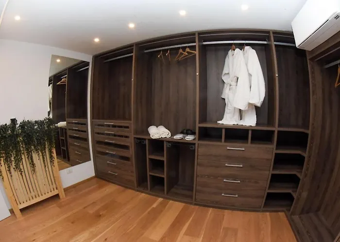 Lejlighed Luxury Loft With Sauna & Jacuzzi