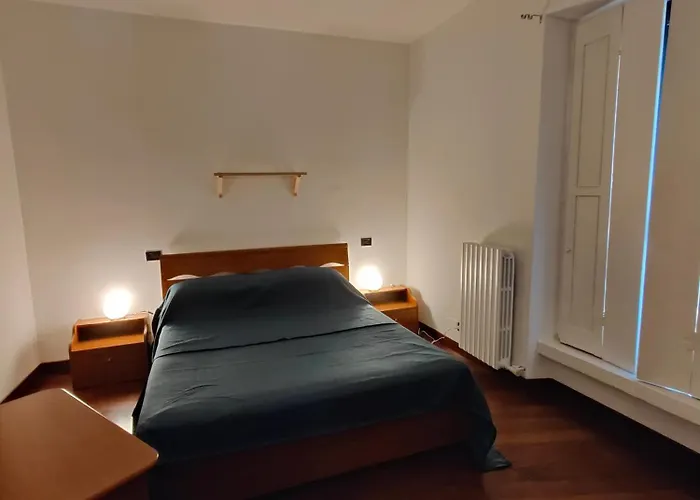 Center Urban Apt, Ac, Wifi, Metro M3 Duomo Apartman Milánó