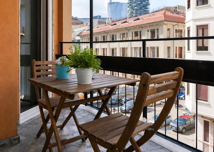 Zen Island- Isola Near Garibaldi Fs アパート