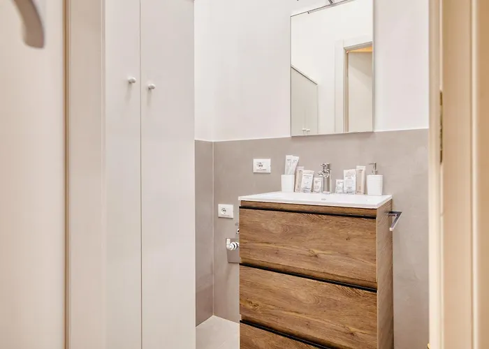 Stylish Near Porta Garibaldi & Metro By Mastery * Milano