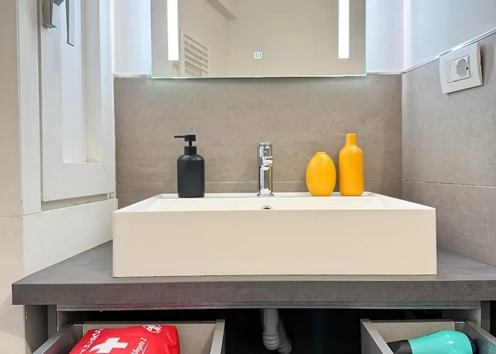Artstay - Exclusive In Porta Romana, Free Parking * Milan