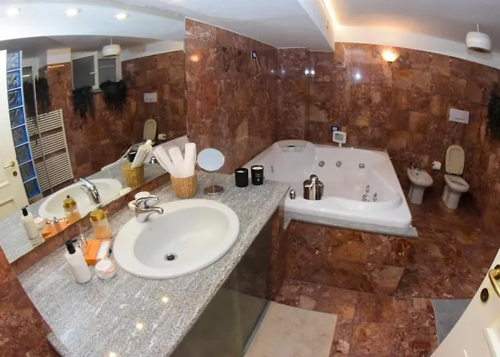 Luxury Loft With Sauna & Jacuzzi Lejlighed