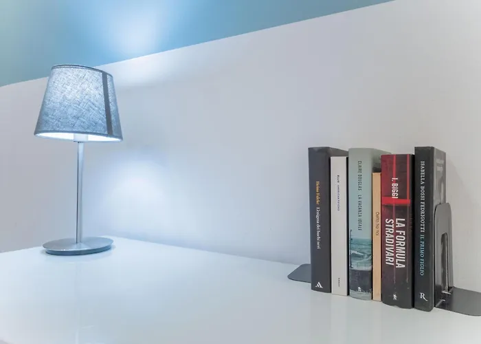 Moda Porta Romana M3 Lodi Tibb Self-check-in Milan