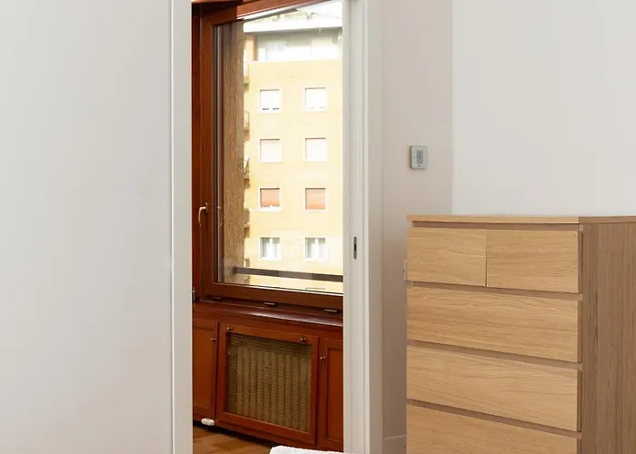 Artstay - Free Parking, Luxury Apt, M5, Sauna *