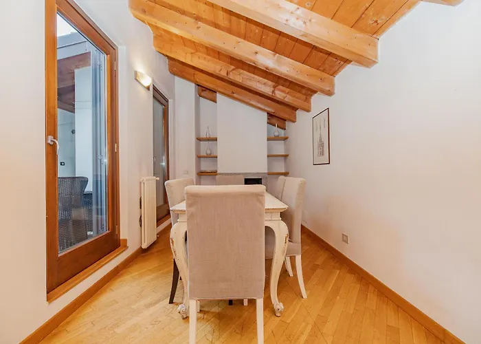 Appartement Mansarda In Piazza Duomo *