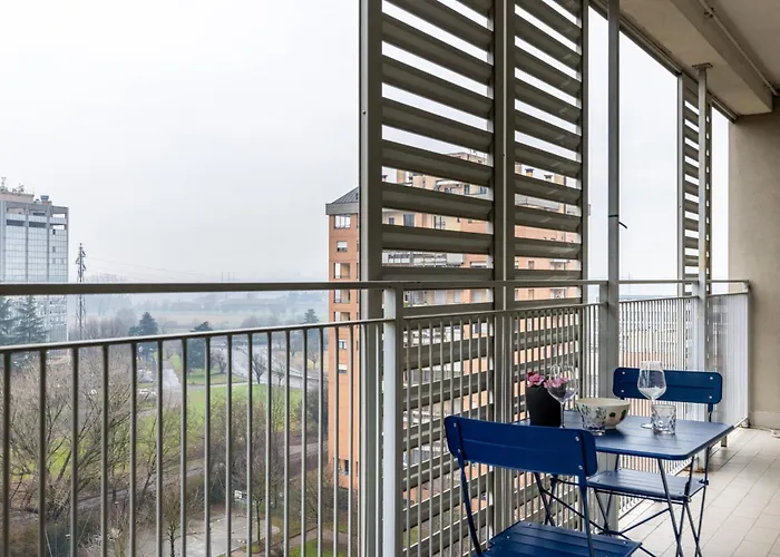 Luminoso Attico Con Garage Gratis Vicino Al Duomo E Allo Ieo *