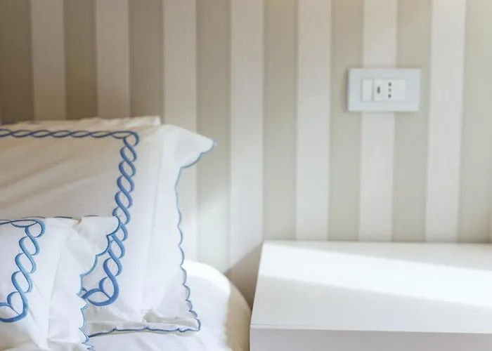 Marcora 6g Luxury Living In Brera - 15min Walk To Duomo Lejlighed