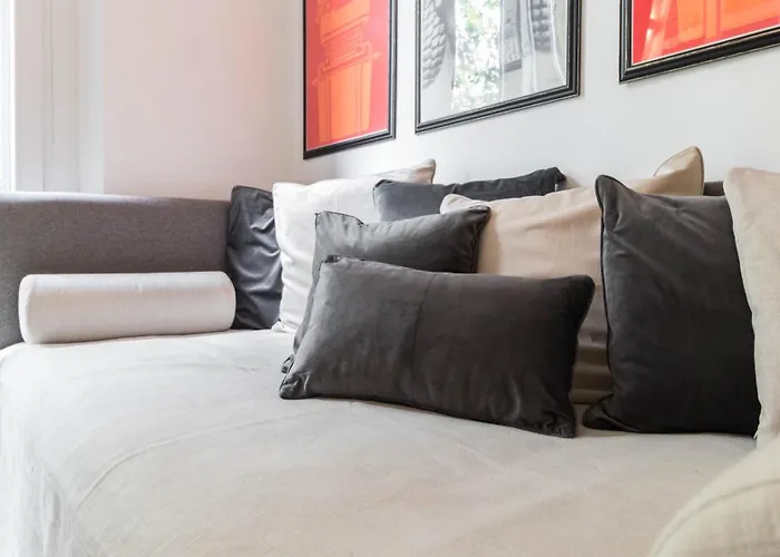 Italianway Easy - Raffaello Sanzio 17 * 밀라노