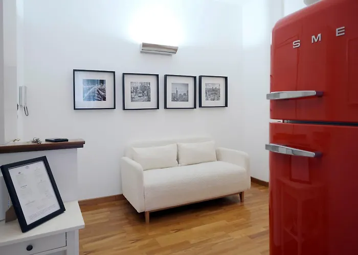 Comecasa 10 Min Walk To Duomo 2br Family Flat شقة ميلان