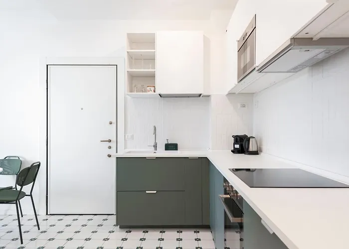 Easylife - - Spallanzani 15 - Porta Venezia