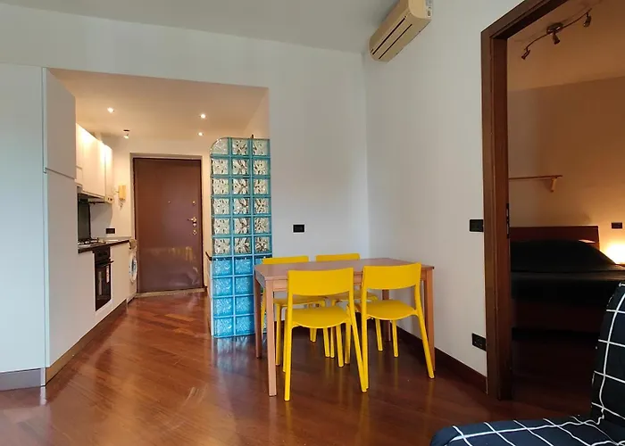 Center Urban Apt, Ac, Wifi, Metro M3 Duomo Apartmán