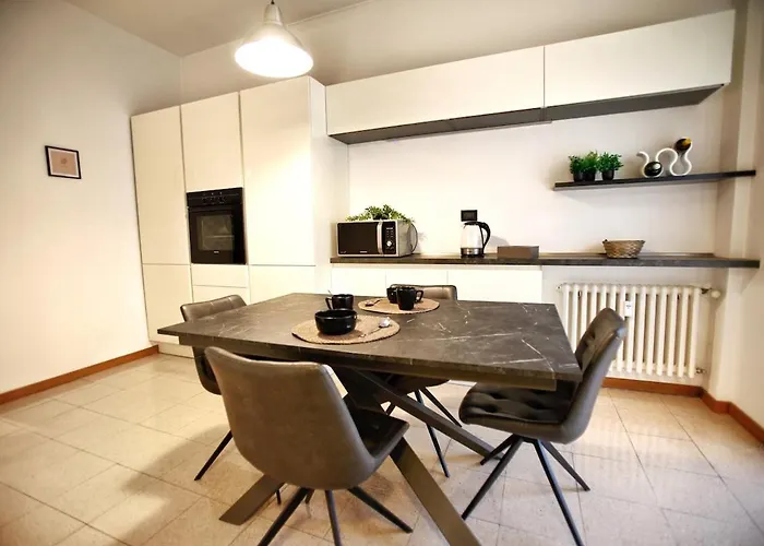 Spacious And Modern - Solari *