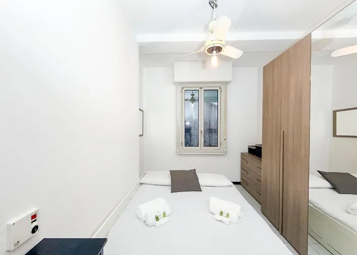 Sweet Staying At Large 3rooms In Navigli Apartmán *