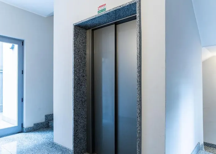 Isola Living - M3-m5 Zara Subway *