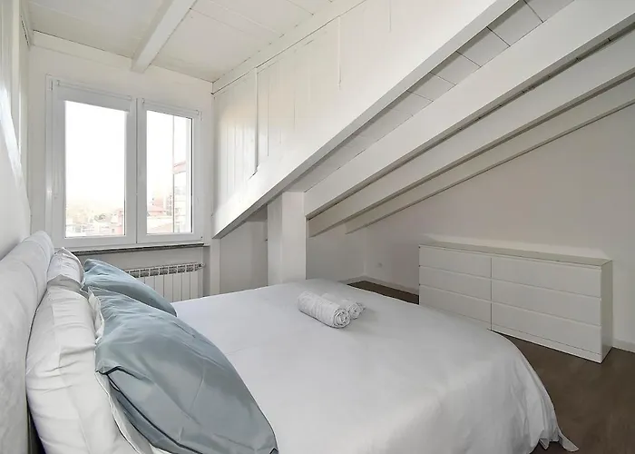 Rooftop Retreat Martesana Apartament *