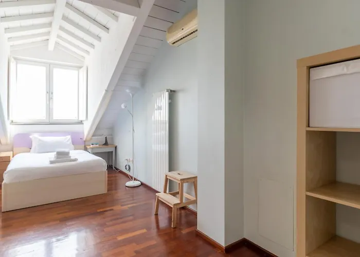 Italianway Easy - De Sanctis 14 * Milano