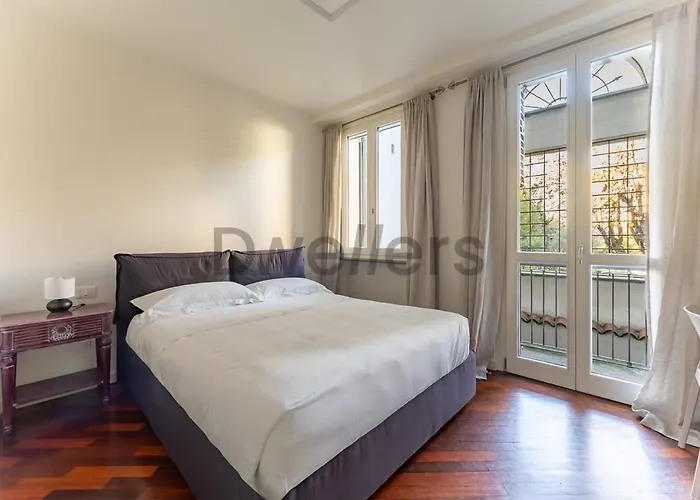 Sant Ambroeus Апартаменты *