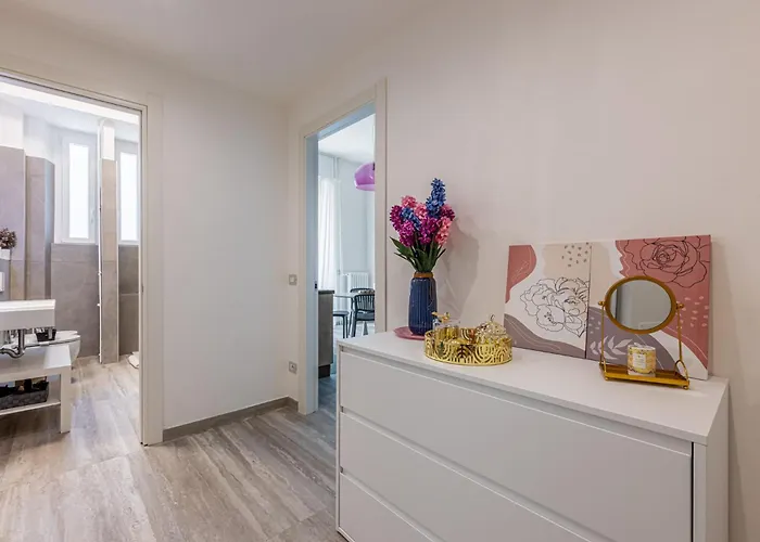 Lovely - 15 Minutes To Duomo Lägenhet *