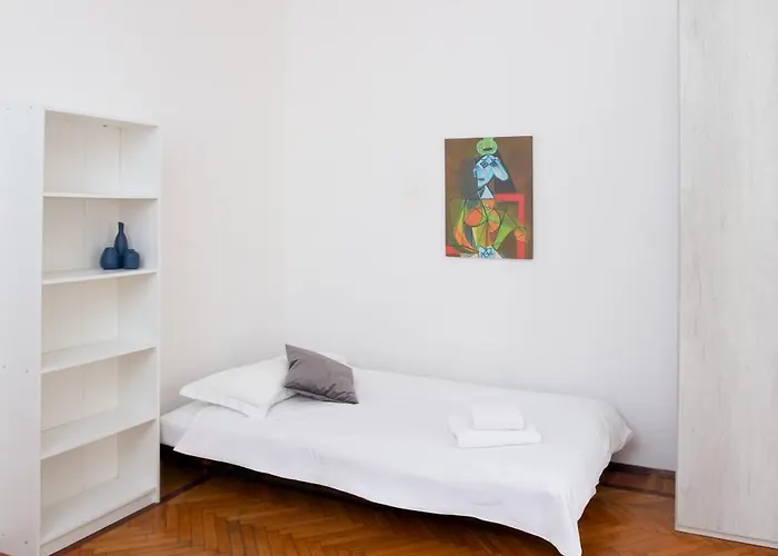 Artstay - Exclusive In Porta Romana, Free Parking Milan