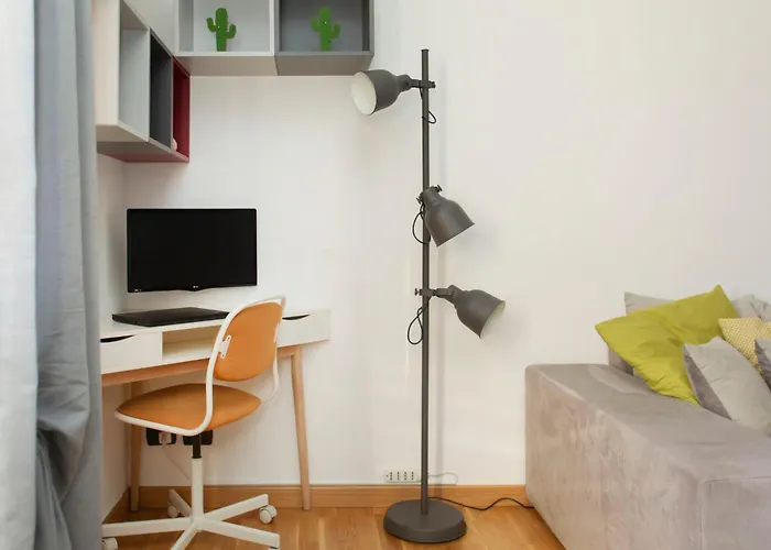 Kaktus House - Your Away From In Apartament Mediolan