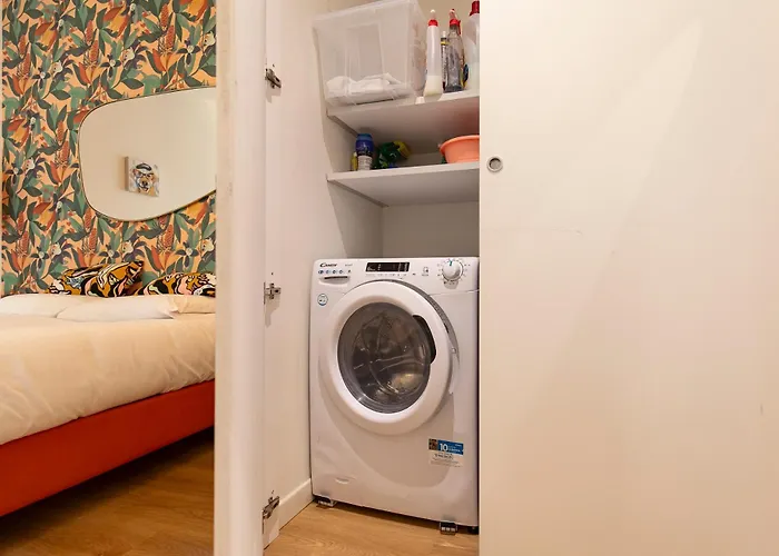 La Vecchia Milano-les Nubles Vannucci - Il Ballatoio E Il Cortile Apartamento *