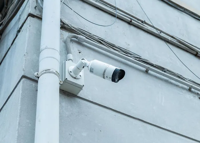 Isola Living - M3-m5 Zara Subway