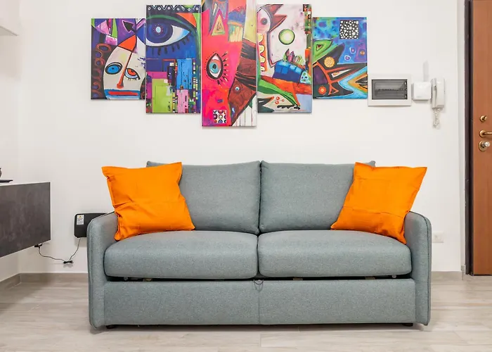 Chiara's Urban Oasis - - Duomo 8 Min דירה