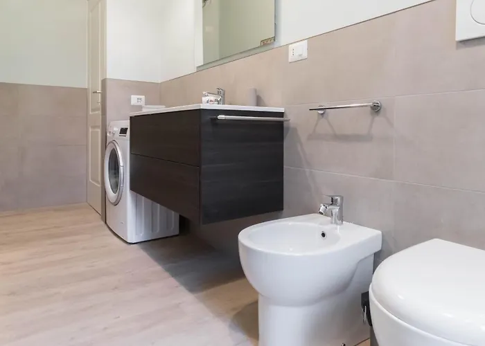 Italianway Easy - Porta Nuova 6 *