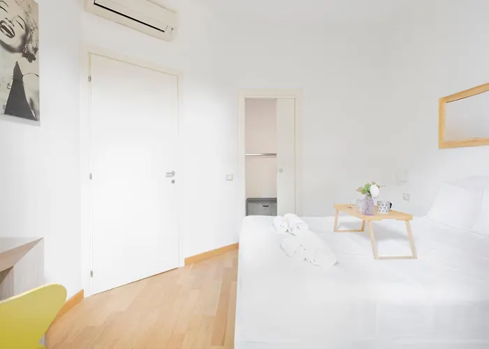 Easylife - - Spallanzani 6 - Porta Venezia *