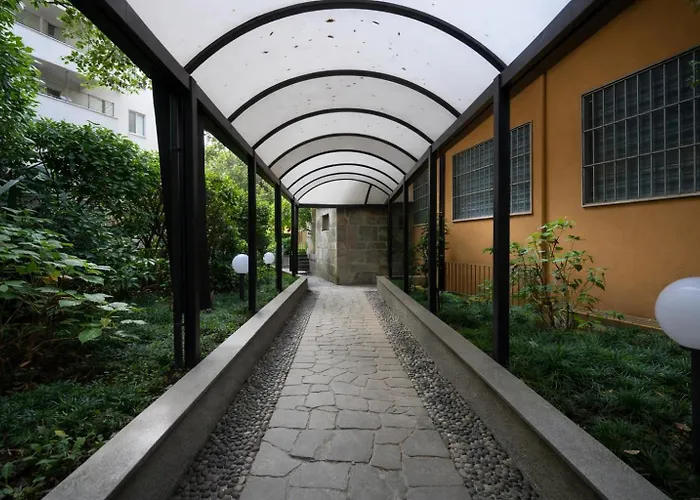 Zen Island- Isola Near Garibaldi Fs アパート