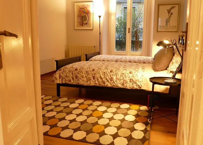 Nonna Nilla, A Large And Cozy Flat In Porta Venezia 아파트