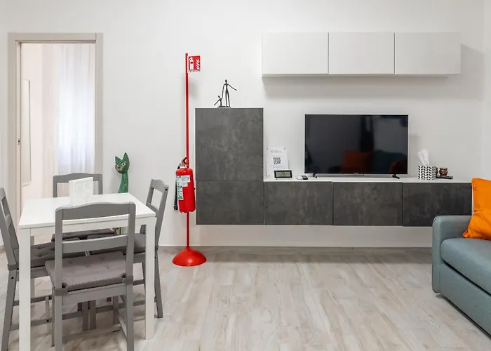 Chiara's Urban Oasis - - Duomo 8 Min דירה מילאנו