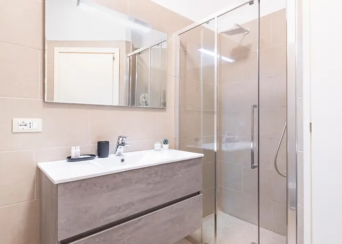 Easylife - - Spallanzani 6 - Porta Venezia