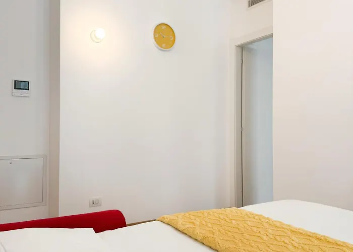 Lejlighed New Palace - Luxury Next To Metro M4