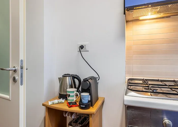 Porta Romana Luminoso Trilocale Con Balcone *