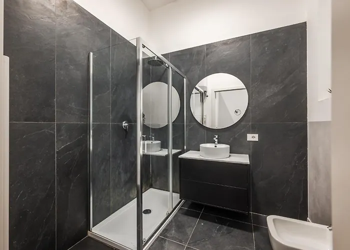 The Bau-haus - Station Area Apartment Milan