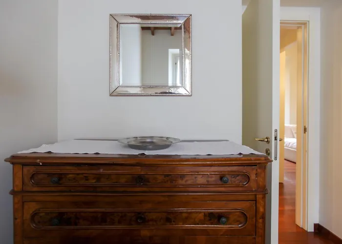 Apartament Hacca Collection - Corso Magenta, Unique And Charming 2br