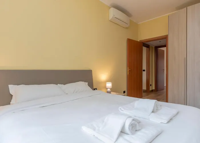 Prestigioso In Zona Tortona - Solari Apartmán *