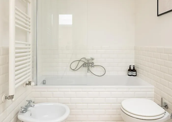 Lejlighed The Boutique - Tortona Design District & Navigli - Luxury With Balcony - Tram 2 Direct To Duomo - Center Milano