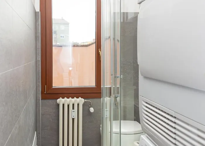Artstay - Free Parking, Luxury Apt, M5, Sauna Milán